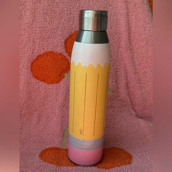 Tervis 25 oz. stainless pencil bottle by Callie Danielle - Picture 3 of 3